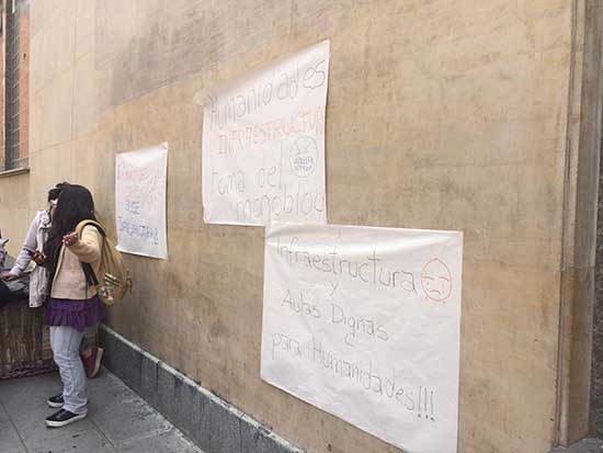 carteles_0.jpg